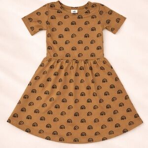 Youth girls Little and Lively DAPHNE dress  - Rainbow Pattern Dress - size 7/8